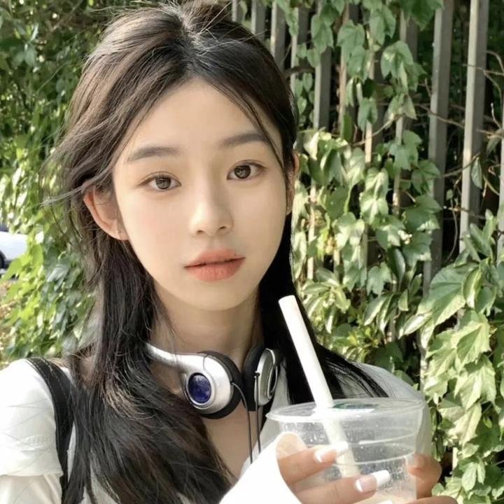 隔壁的男人经常吃